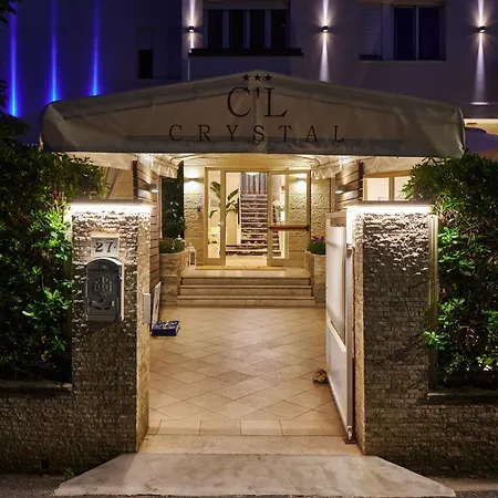 Hotell Crystal 3*