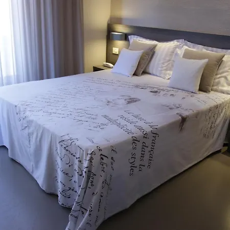 Crystal 3* Marina di Pietrasanta