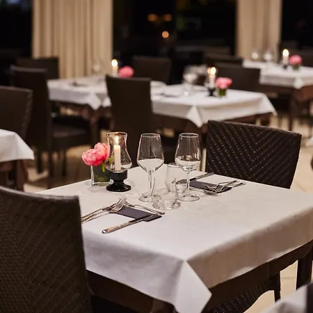 Ξενοδοχείο Crystal 3*